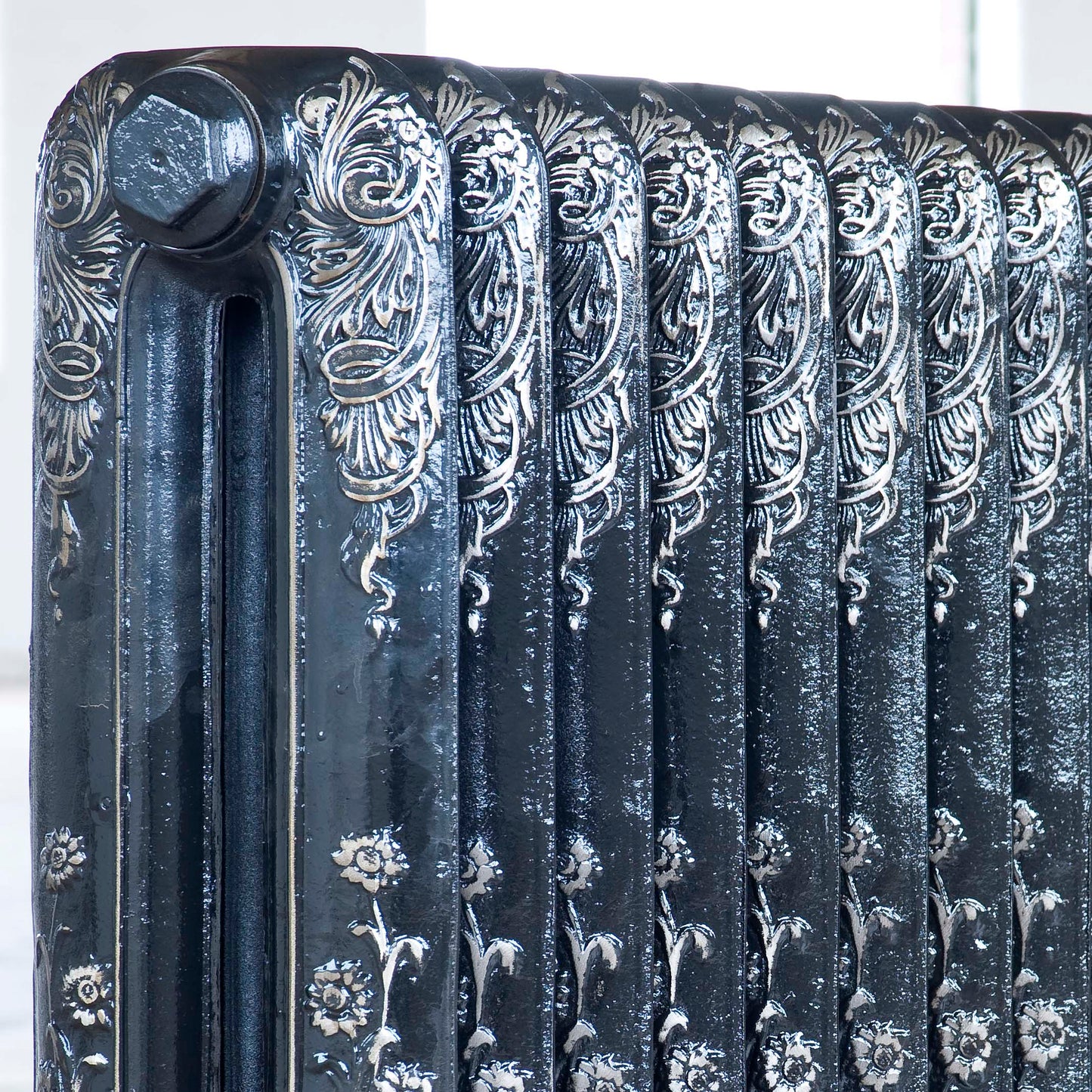 Sunflower 3 Column Cast Iron Radiator - 760 Tall - Various Colours + Sizes