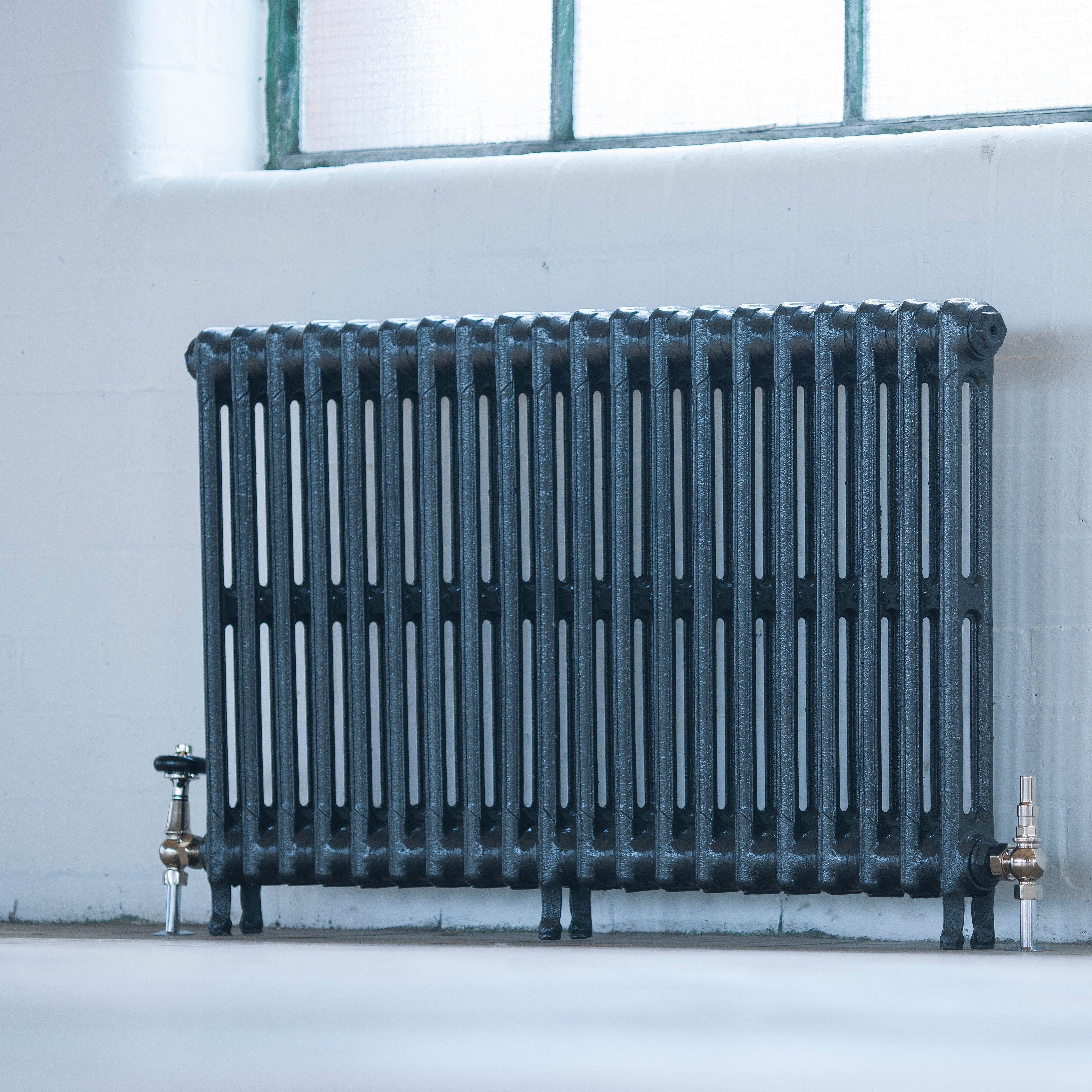 Edwardian 2 Column Cast Iron Radiator - 1040 Tall - Various Colours ...